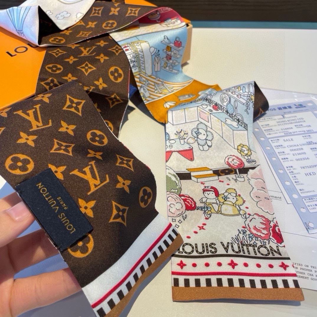 Louis Vuitton Scarf